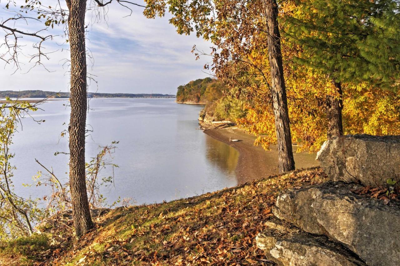 Captivating Cadiz Hideaway With Deck On Lake Barkley Εξωτερικό φωτογραφία