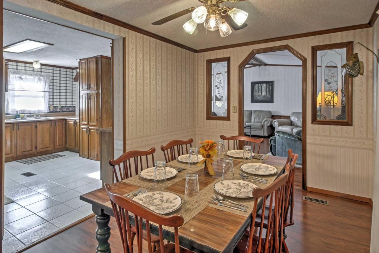 Captivating Cadiz Hideaway With Deck On Lake Barkley Εξωτερικό φωτογραφία