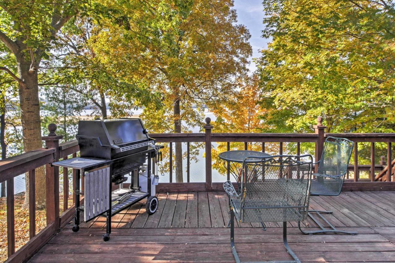 Captivating Cadiz Hideaway With Deck On Lake Barkley Εξωτερικό φωτογραφία